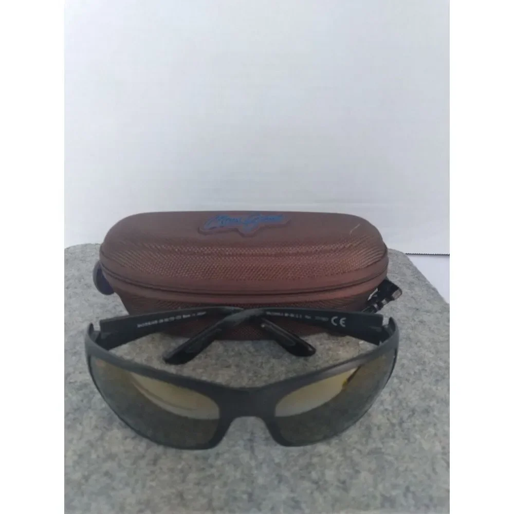 Maui Jim Sport Sunglasses with Protective Case - Matte Black Frame Mirror Lenses